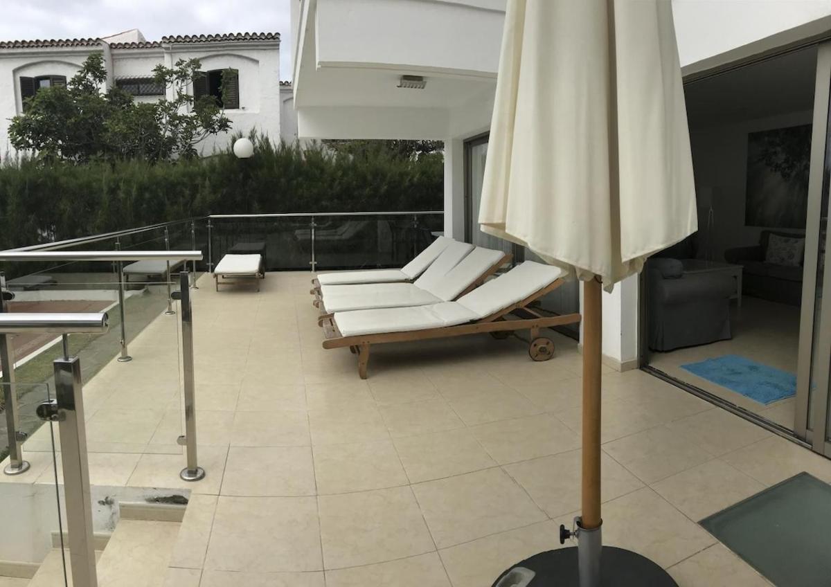 Lightbooking Tarantos Beach Villa Playa Ingles Плая дел Инглес Екстериор снимка