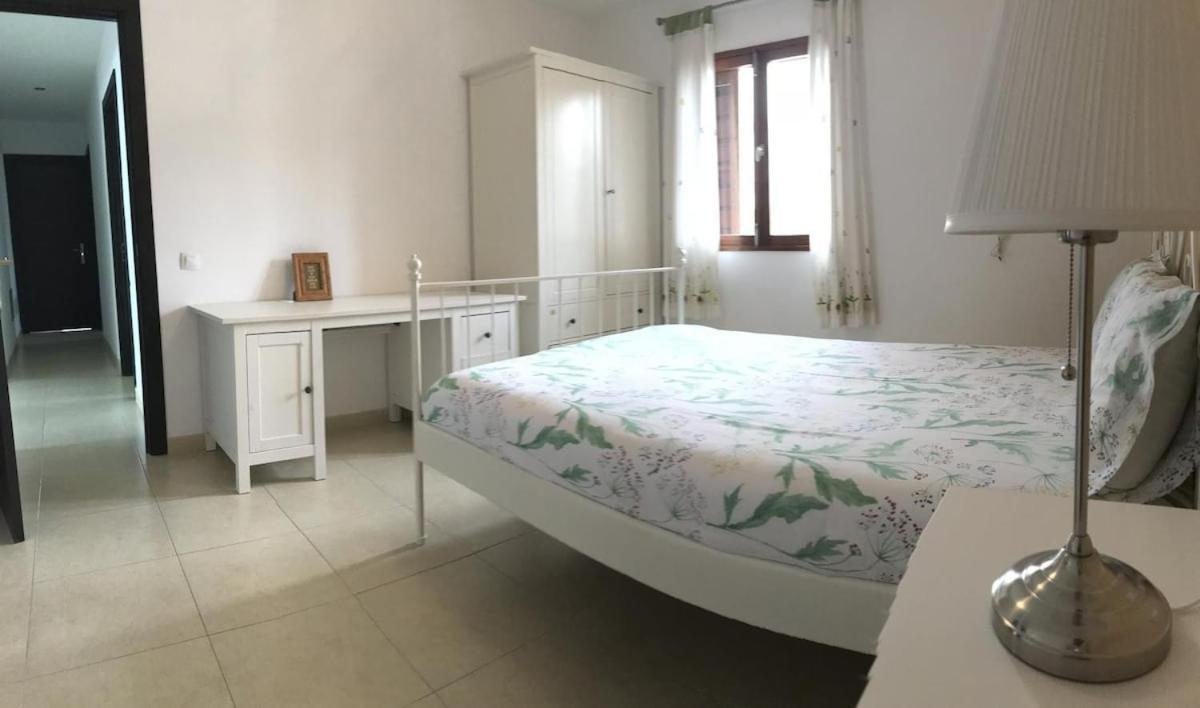 Lightbooking Tarantos Beach Villa Playa Ingles Плая дел Инглес Екстериор снимка